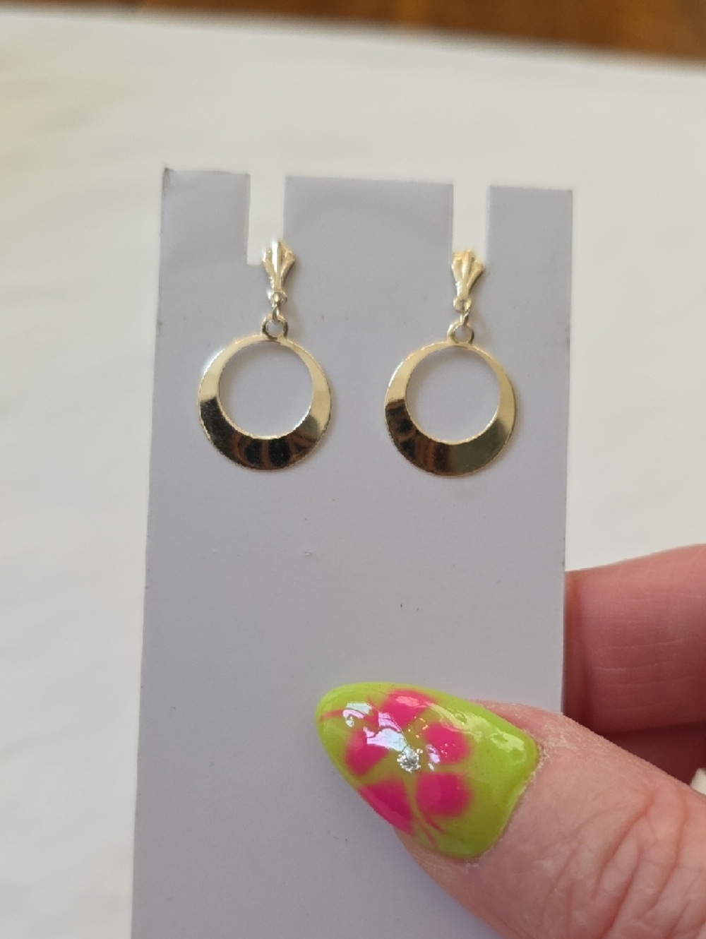 Minimalist Gold Tone Open Circle Drop Retro Earrings Circa 1960's - Picture 2 of 4